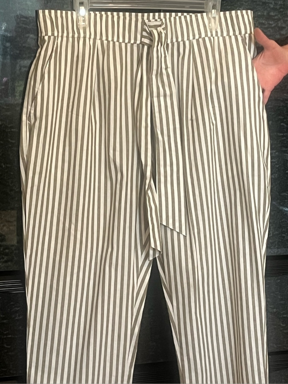 Zara Women’s Cotton Pinstriped Slacks in White and Olive Green